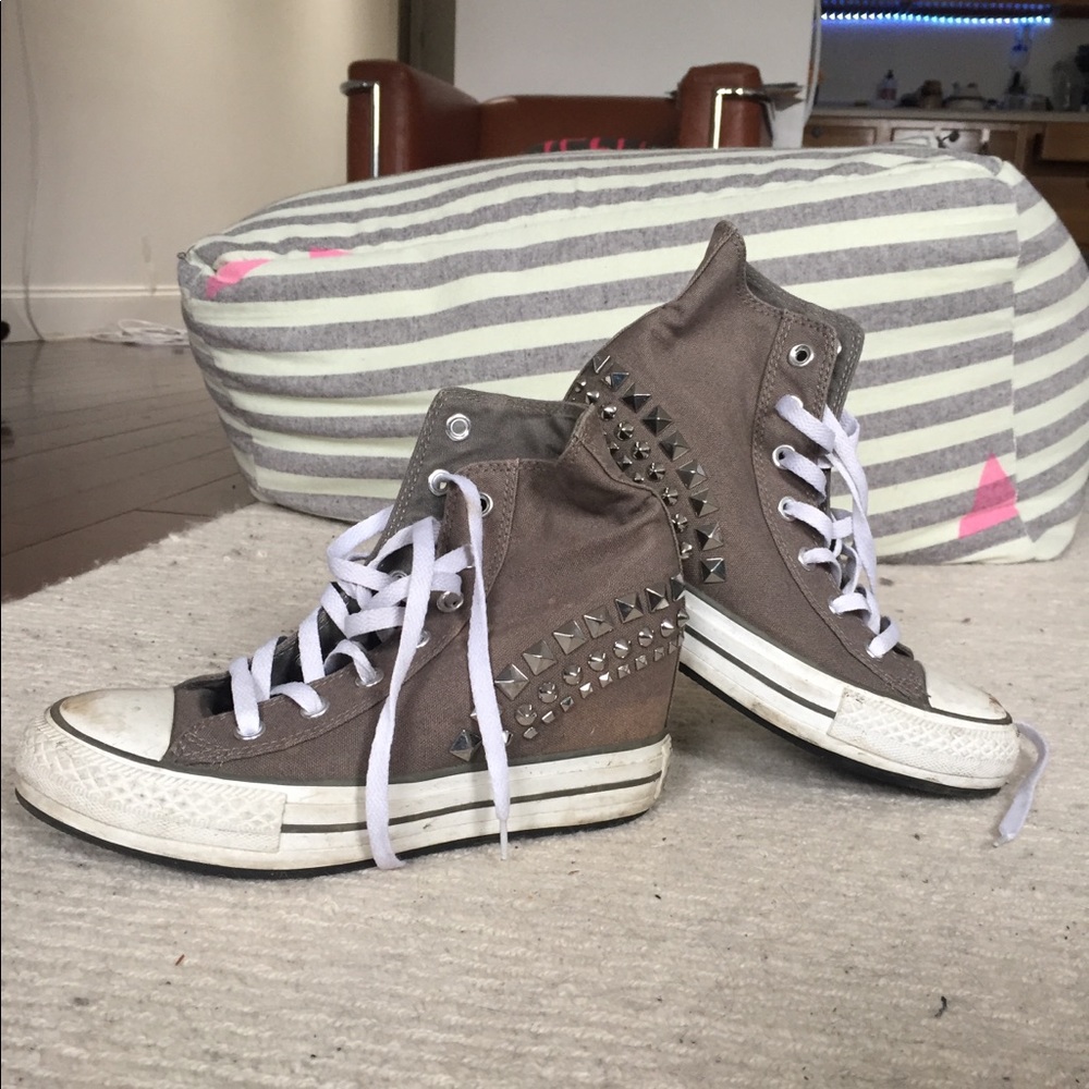 Metal hardware gray wedged Converse ⭐️  7 1/2